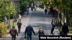 نمایی از یادبود قربانیان هلوکاست در کی‌یف