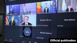 “C5+1” форматындагы онлайн сүйлөшүү.