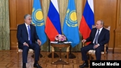 Касым-Жомарт Токаев жана Владимир Путин.