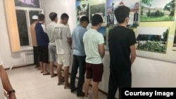 Калайман мушташка шектелип кармалгандар. Жалал-Абад, 22-август, 2022