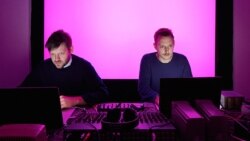 «گوش‌هاتون رو به من بسپرید...» قسمت پنجم