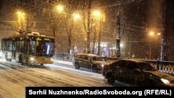 21 лютого в більшості областей України пориви вітру сягнуть 15–20 метрів за секунду – рятувальники