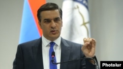 Омбудсмен Армении Арман Татоян (архив)