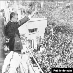 سخنرانی محمدرضا پهلوی پس از تصویب منشور انقلاب سفید، تهران، ۱۳۴۱