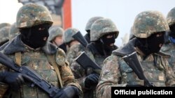 Армянские миротворцы отправляются в Казахстан, 7 января 2022 г․