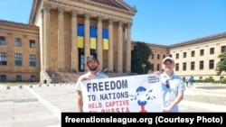 Дөньяның төрле илләрендә Русия халыкларына иреклек таләп иттеләр