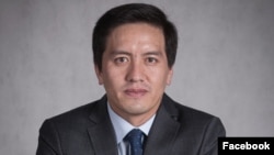 Медербек Эсеналиев.