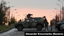 Незалежні медіа регулярно повідомляють про відмови представників різних силових структур Росії їхати воювати чи продовжувати брати участь у війні