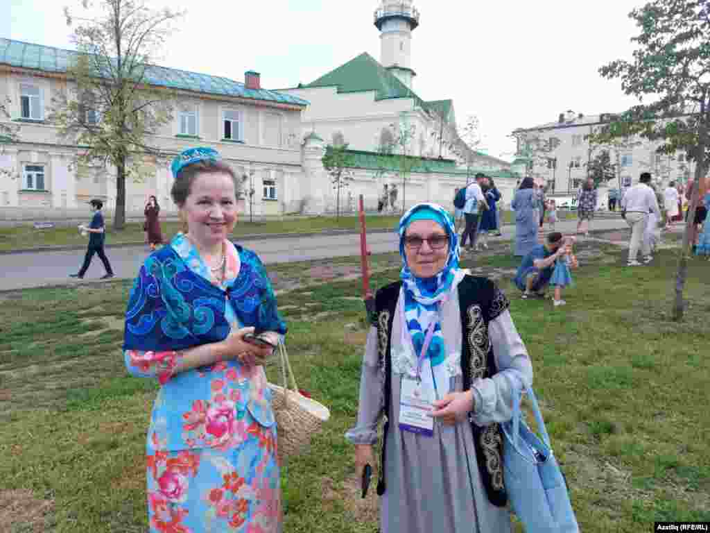 &quot;Печән базары&quot;, 30 июль, Казан. Уңда Фәүзия Бәйрәмова