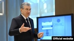 Өзбекстандын президенти Шавкат Мирзиёев.
