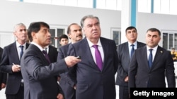 Эмомали Рахмон в Нуреке, 24 октября 2022 года. Фото пресс-службы президента Таджикистана