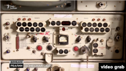 Одна з панелей керування в зенітно-ракетному комплексі «Оса»