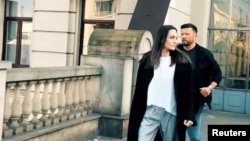 Анджеліна Джолі під час свого попереднього візиту до України у квітні 2022 року 