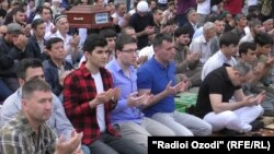 Таджикистан отмечает праздник Ид аль-Фитр 