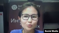 Сапаргүл Абдинабиева.