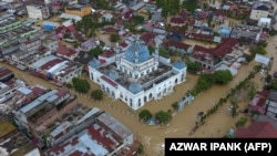 اندونیزیا کې راوتلی سیلاب