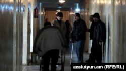 Վարդաշենի անօթևանների կացարանը, արխիվ