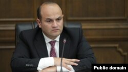 Աշխատանքի և սոցիալական հարցերի նախարար Նարեկ Մկրտչյան, արխիվ