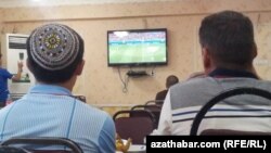 Türkmenistanlylar öz futbolçylarynyň üstünliklerinden köplenç bihabar.