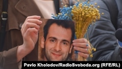 16 верасьня 2000 году стала вядома аб зьнікненьні журналіста Георгія Гангадзэ. Ілюстрацыйнае фота