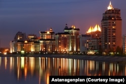 Вид на набережную Астаны.