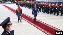 Анатолий Бибилов на церемонии инаугурации Алана Гаглоева