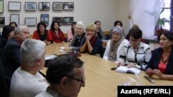 Сүзлек тәкъдим итүдә катнашучылар