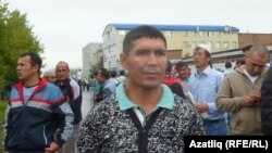 Дилшат исемле үзбәк егете