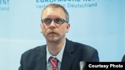 Антон Шеховцов