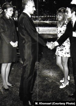 دیدار با محمدرضا شاه و شهبانو فرح پهلوی