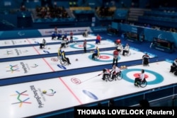 Змагання з керлінгу на візках у Пхьончхані