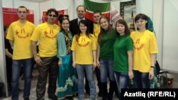 Новосибирски яшьләре губернатор Василий Юрченко белән