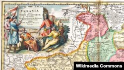 Фрагмент мапи «Україна або козацька земля з прилеглими провінціями Валахії, Молдавії і Малої Татарії, зображена Йоганом-Баптистом Гоманном», Нюрнберг 1720 рік. За однією з версій, зображений на картуші чоловік, що сидить та курить люльку в оточенні сподвижників, – Іван Мазепа, а з піднятою шаблею стоїть Пилип Орлик