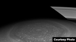 Сатурндун түндүк уюлу.