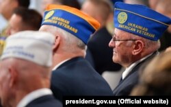 У Міжнародному форумі волонтерів і ветеранів взяли участь й американські ветерани українського походження. Київ, 22 серпня 2018 року