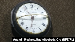 Кишеньковий годинник Сковороди з написом на звороті:«Через Стефана Гречину дарую».