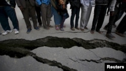 Жер силкингенде жолдорго жараңка кетти, 26.04.2015