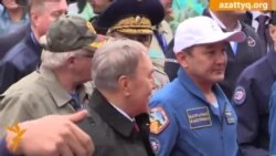 Назарбаев встретил космонавта Аимбетова в Астане