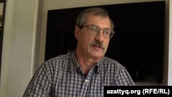 Евгений Жовтис.