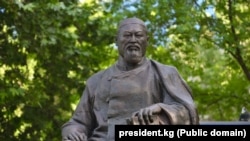 Абай Кунанбай уулунун айкели.