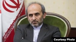 پیمان جبلی می‌گوید از او خواسته‌اند پوشش خبری ساختمان متروپل را به یکی، دو ساعت محدود کند