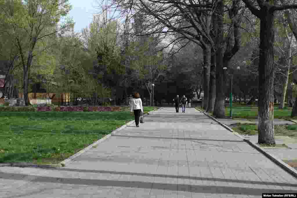 В 1933 году здесь же нашел последнее пристанище их командир Логвиненко