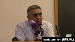 Пресс-секретарь Министерства обороны Армении Арцрун Ованнисян (архив)