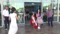 Се тоҷи моделҳои тоҷик дар озмуни "Маликаи зебоӣ"