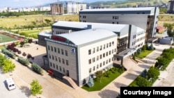 "Сапат" билим берүү мекемесине таандык United World International School мектеби. Архив.