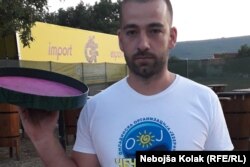 Mato Vujović na festivalu je posluživao goste