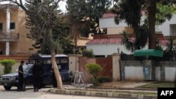 خانه ای که همسران و فرزندان اسامه بن لادن در آن محصور هستند و جلسه دادگاه هم در همان جا برگزار شده است