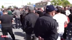 Հազիվ մեջքներս ուղղել, ավտոբուսում կանգնել էինք, էլի կռացնում են. կրկին փակ էր Երևան-Աշտարակ մայրուղին