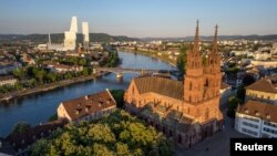 Базэль, архіўнае фота