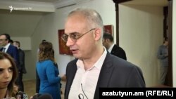 Зампред АНК Левон Зурабян в студии Радио Азатутюн